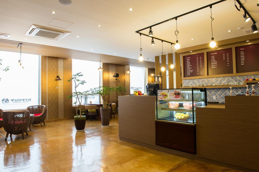 Pungnam Tourist Hotel Jeonju Exterior photo