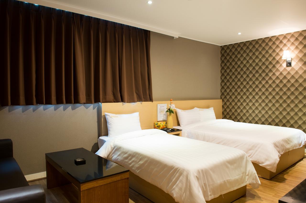 Pungnam Tourist Hotel Jeonju Exterior photo
